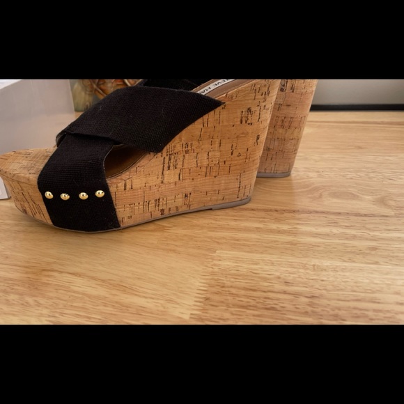 Steve Madden Black Wedges Size 7.5 - Picture 2 of 5